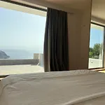 Yiannis & Victoria هيماري