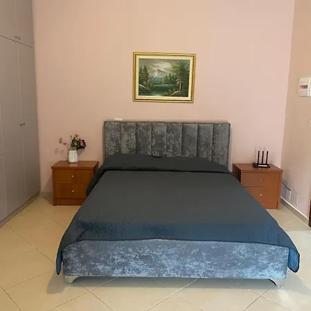 Apartment Yiannis & Victoria *