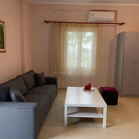 Apartment Yiannis & Victoria Himarë