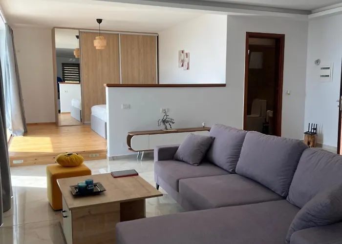 Yiannis & Victoria Apartamento *